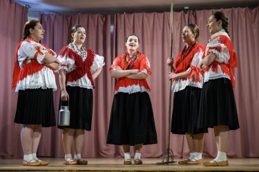 54551158969a2d6f2f3 k